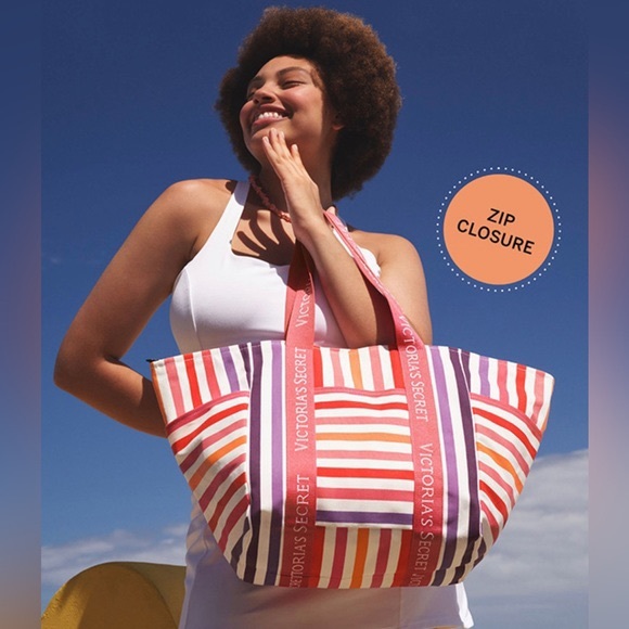 Victorias Secret Weekender ❣️ - Picture 1 of 3